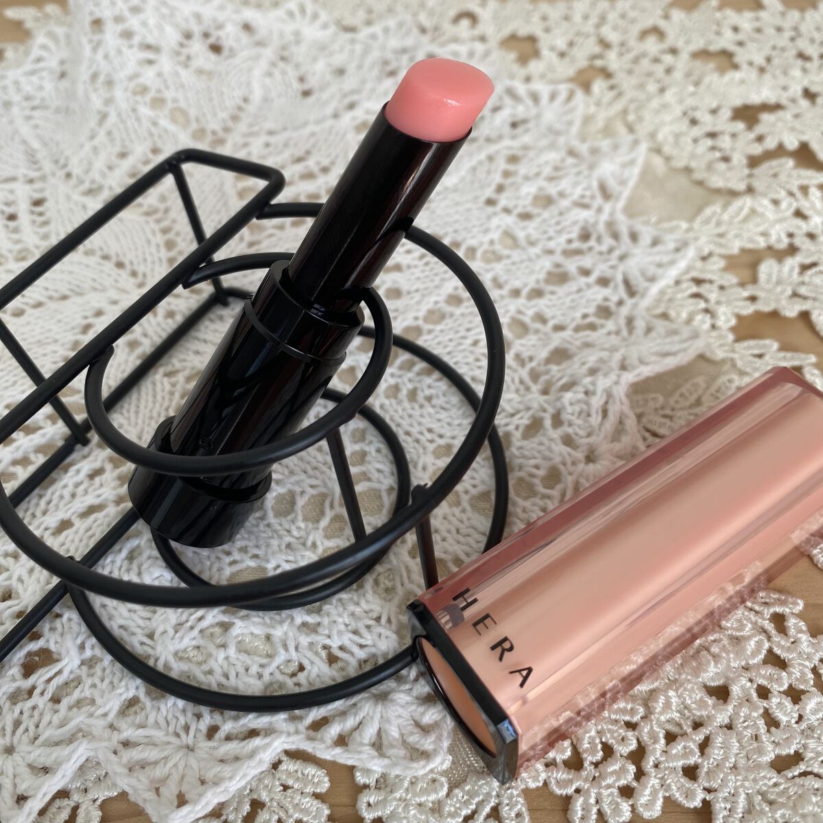 センシュアル ヌードバーム 112 BORN FREE/HERA/リップバームを使ったクチコミ（1枚目）