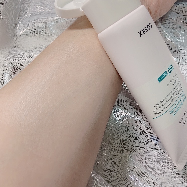 アロエ54.2アクアトーンアップUVクリーム　SPF50+ PA++++/COSRX/日焼け止めクリームを使ったクチコミ（3枚目）