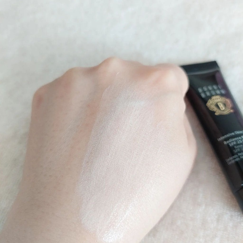 インテンシブ セラム ラディアンス プライマー/BOBBI BROWN/化粧下地を使ったクチコミ(4枚目)