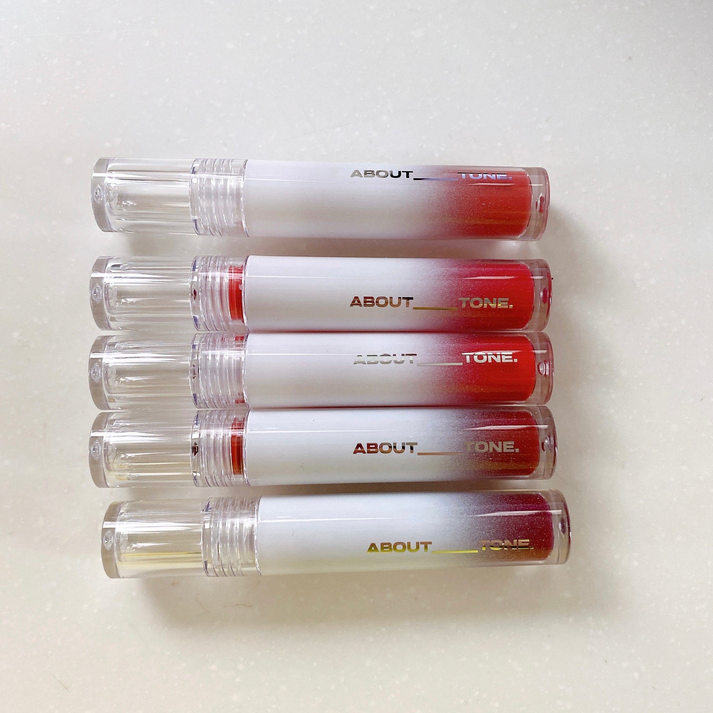 GO CRAZY DEWY LIPS/ABOUT TONE/リップグロスを使ったクチコミ(1枚目)