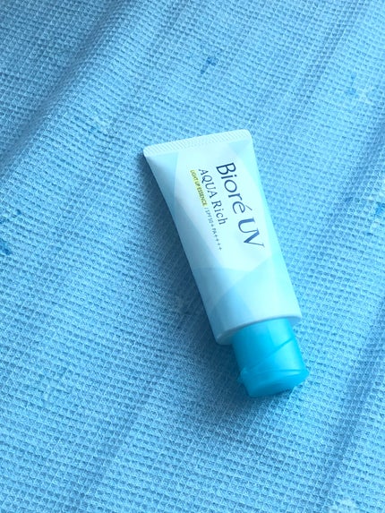 ビオレUV アクアリッチ ライトアップエッセンス/ビオレ/日焼け止めクリームを使ったクチコミ(1枚目)