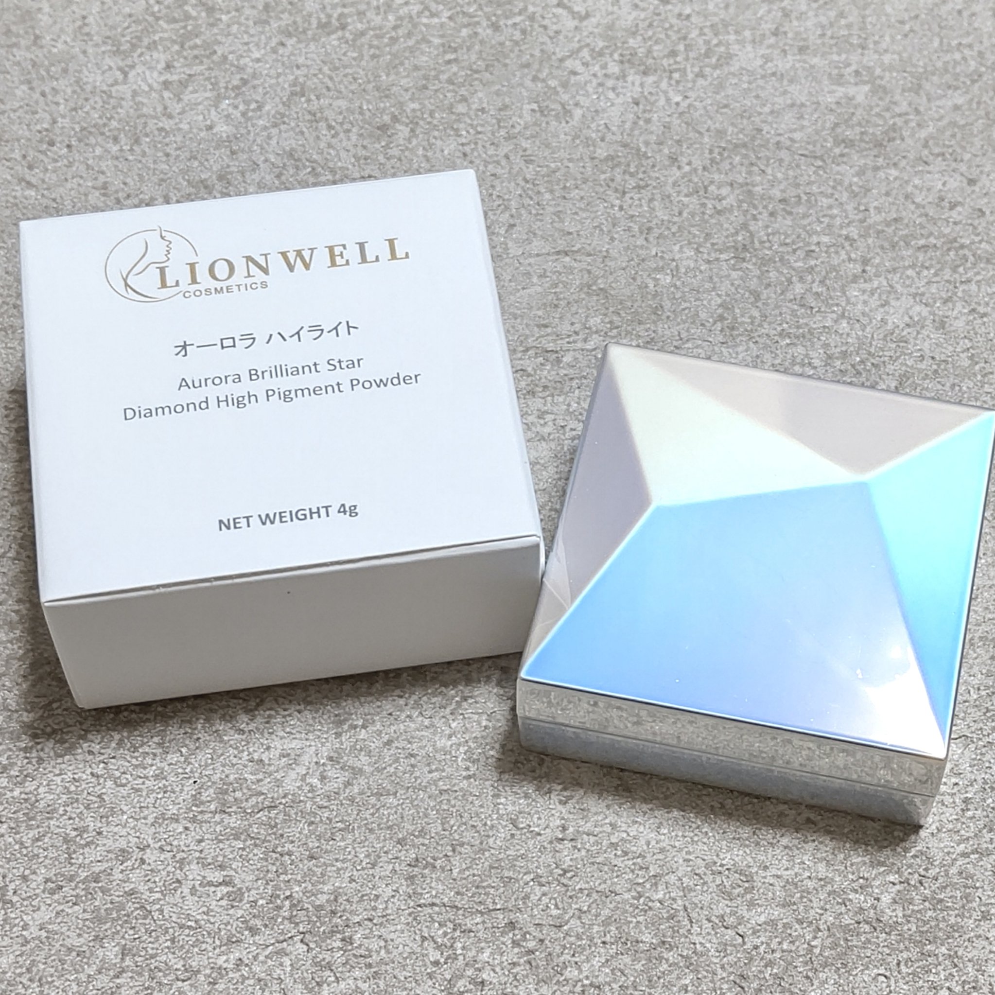 オーロラ ハイライト 01/LionWell（ライオンウェル）/パウダーハイライトを使ったクチコミ（2枚目）