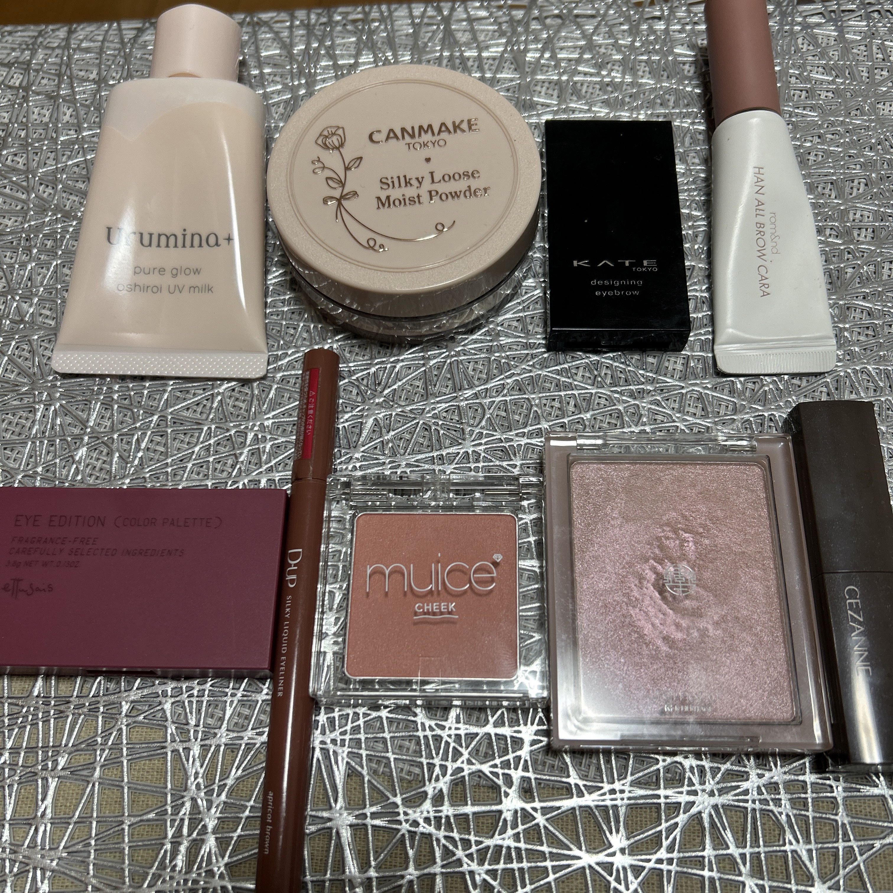 ケイト デザイニングアイブロウ3D/KATE/パウダーアイブロウを使ったクチコミ（1枚目）