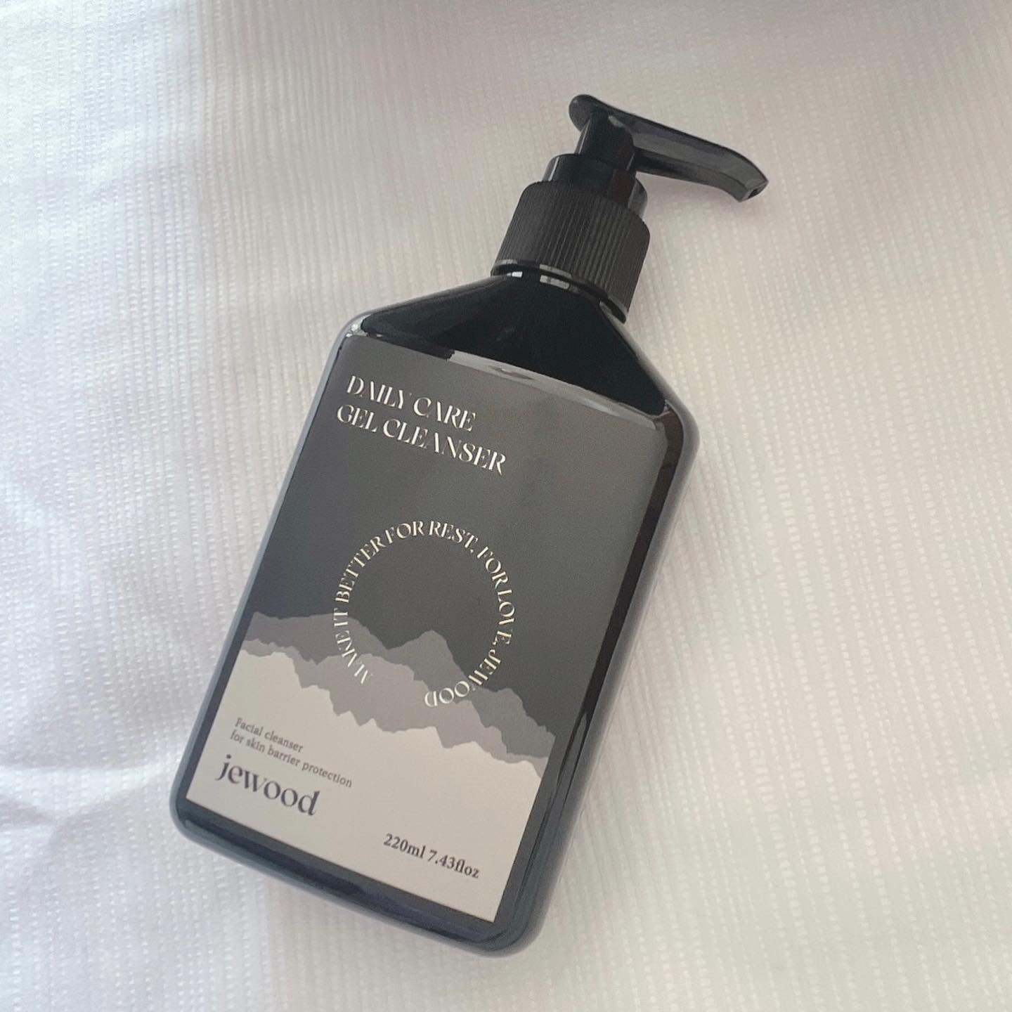 デイリーケアジェルクレンザー/JEWOOD/クレンジングジェルを使ったクチコミ（2枚目）