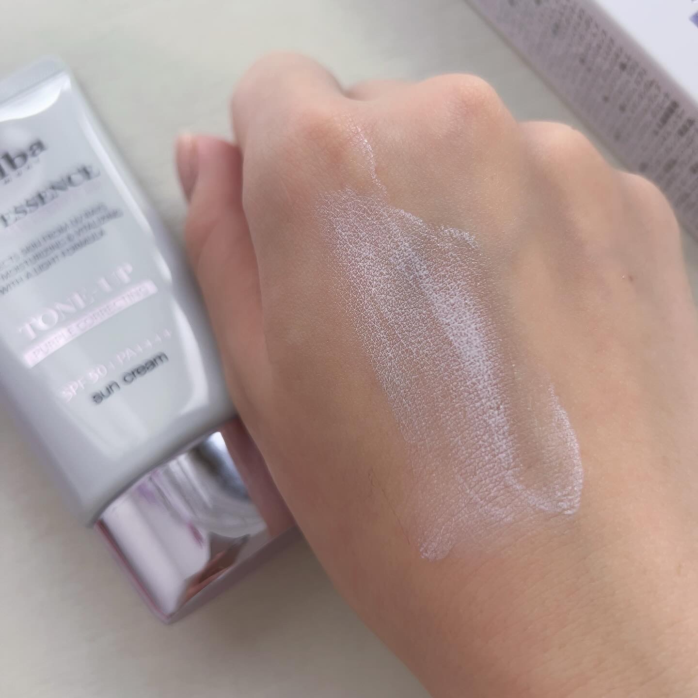 ダルバ ウォータフル トーンアップ サンクリーム(パープル)/ダルバ/日焼け止めクリームを使ったクチコミ（3枚目）