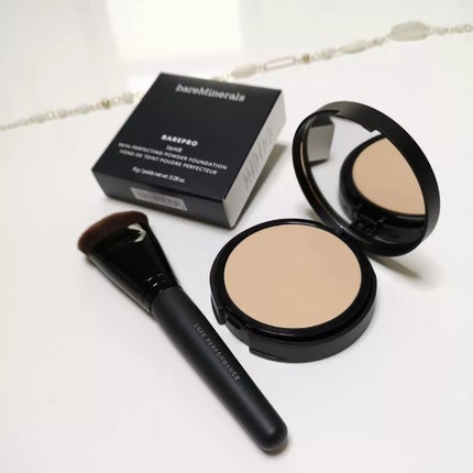 ベアプロ 16HR パウダー ファンデーション/bareMinerals/パウダーファンデーションを使ったクチコミ(2枚目)