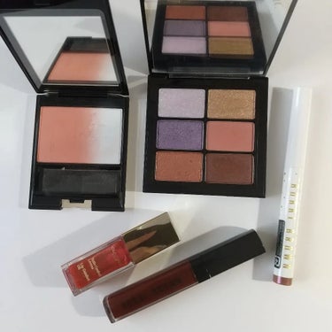 クラッシュドオイル インフューズド グロス 12 アフターパーティ/BOBBI BROWN/リップグロスを使ったクチコミ（1枚目）