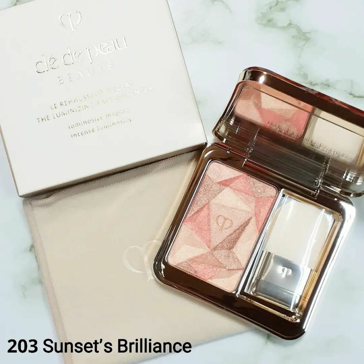 ル・レオスールデクラ /クレ・ド・ポー ボーテ/パウダーハイライトを使ったクチコミ(5枚目)