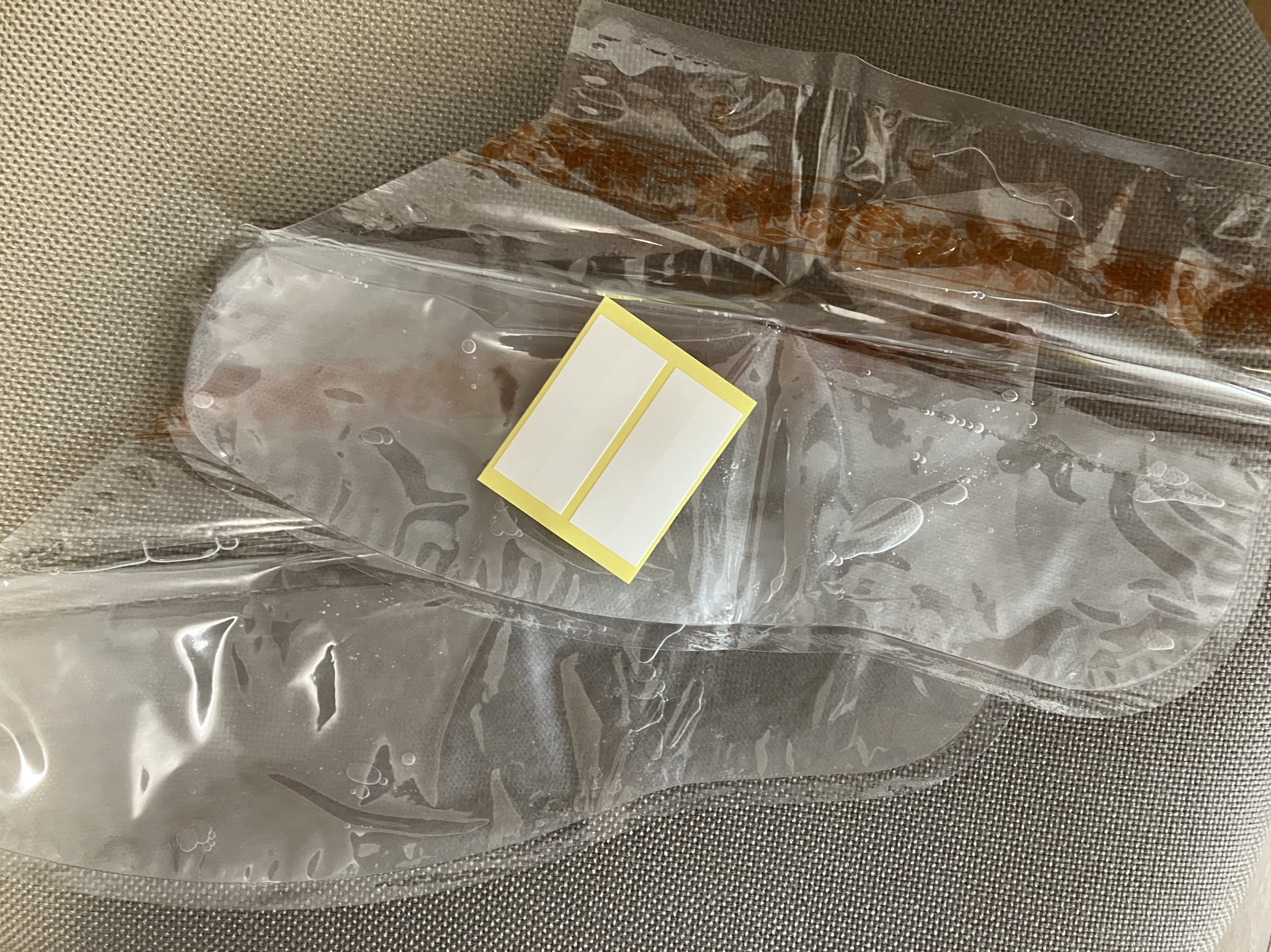 足裏角質パック グレープフルーツの香り/EVERYYOU/レッグ・フットケアを使ったクチコミ（3枚目）