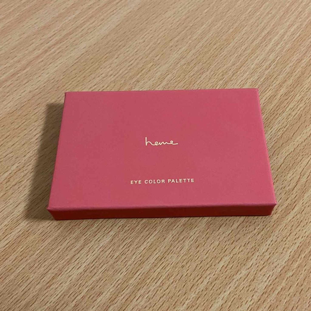 puuu. on LIPS 「これも台湾で購入したアイシャドウ♡もう色が最高すぎる〜٩(ᐛ)..」(2枚目)