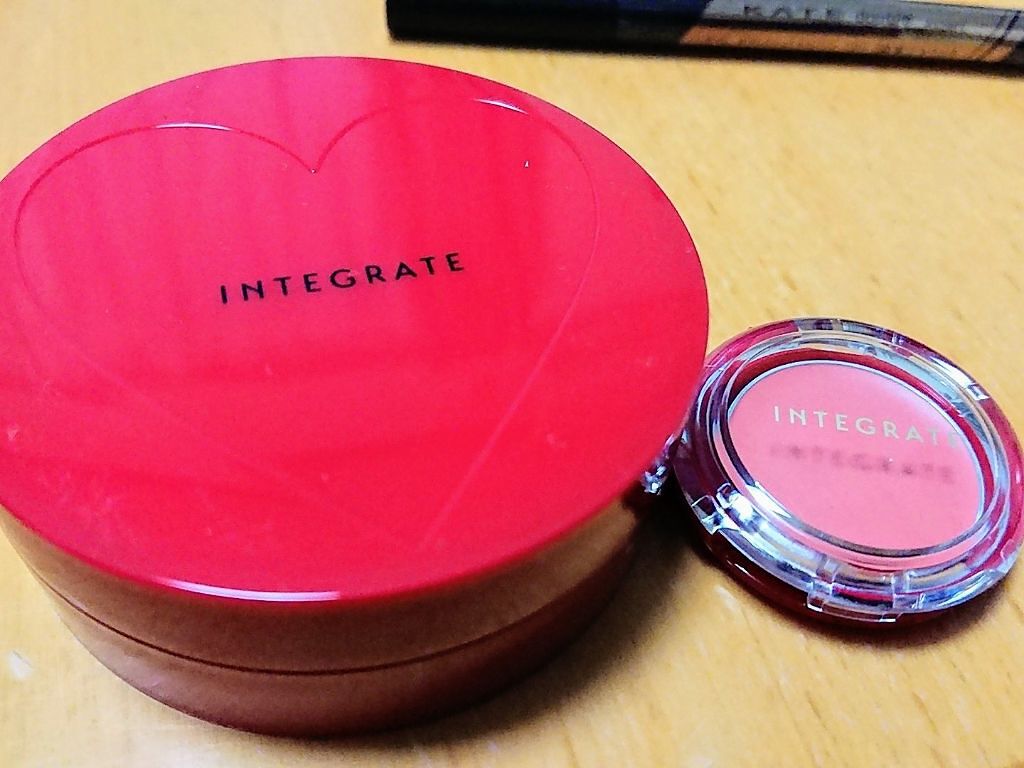 水ジェリークラッシュ/インテグレート/クリーム・エマルジョンファンデーションを使ったクチコミ（1枚目）