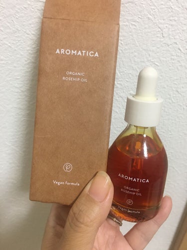 AROMATICA オーガニックローズヒップフェイシャルオイルのクチコミ「前回のメガ割で購入したものを紹介していき出す✨

AROMATICA💠オーガニックローズヒップ.....」（1枚目）