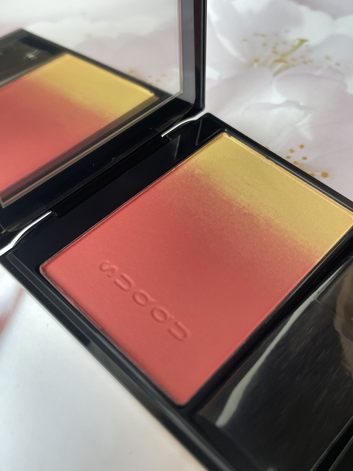 ネイル カラー ポリッシュ 145 葉詩 -HAUTA＜限定色＞/SUQQU/マニキュアを使ったクチコミ（3枚目）