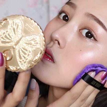 ANNA SUI ルース パウダーのクチコミ「Twitterでバズったのでこちらでも共有。
一旦ほかのSNSで紹介してるコスメLIPSにまと.....」(3枚目)