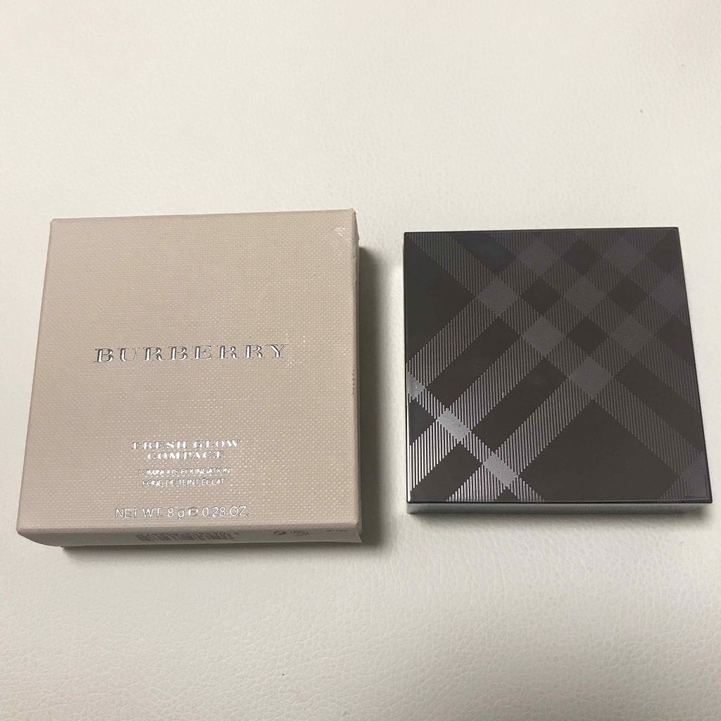 フレッシュグロウ コンパクト/Burberry Beauty/パウダーファンデーションを使ったクチコミ（2枚目）