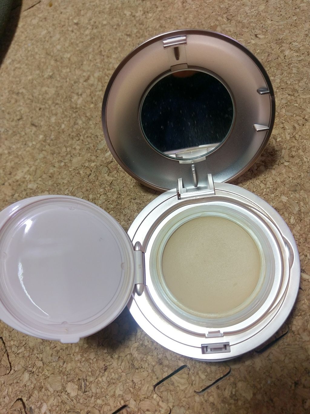 エクラタン ジェル ファンデーション N/PAUL & JOE BEAUTE/クリーム・エマルジョンファンデーションを使ったクチコミ(2枚目)