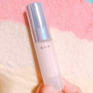 RMK ベーシックコントロールカラー01

つけているとき、つけていないときで比べるとお肌の色がワントーンアップして、明るくてキラキラした感じがかわいらしいなあという印象です。そこまで大きな差はありませ