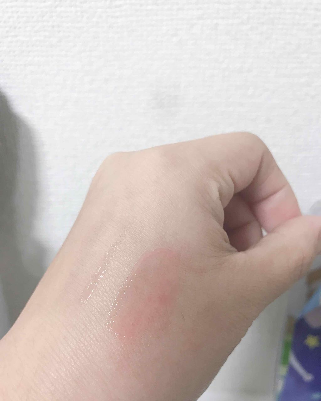 ESTEE LAUDER ピュア カラー エンヴィ リップ ボリューマイザー Nのクチコミ「こちらはいわゆるリッププランパー的なもの。
ディオールのマキシマイザーのように、少しピリピリし.....」（2枚目）