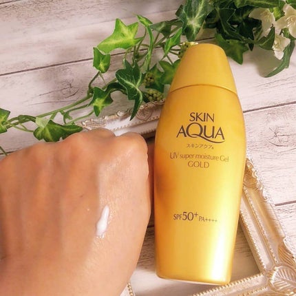 スーパーモイスチャージェルゴールド/スキンアクア/日焼け止めジェルを使ったクチコミ(5枚目)