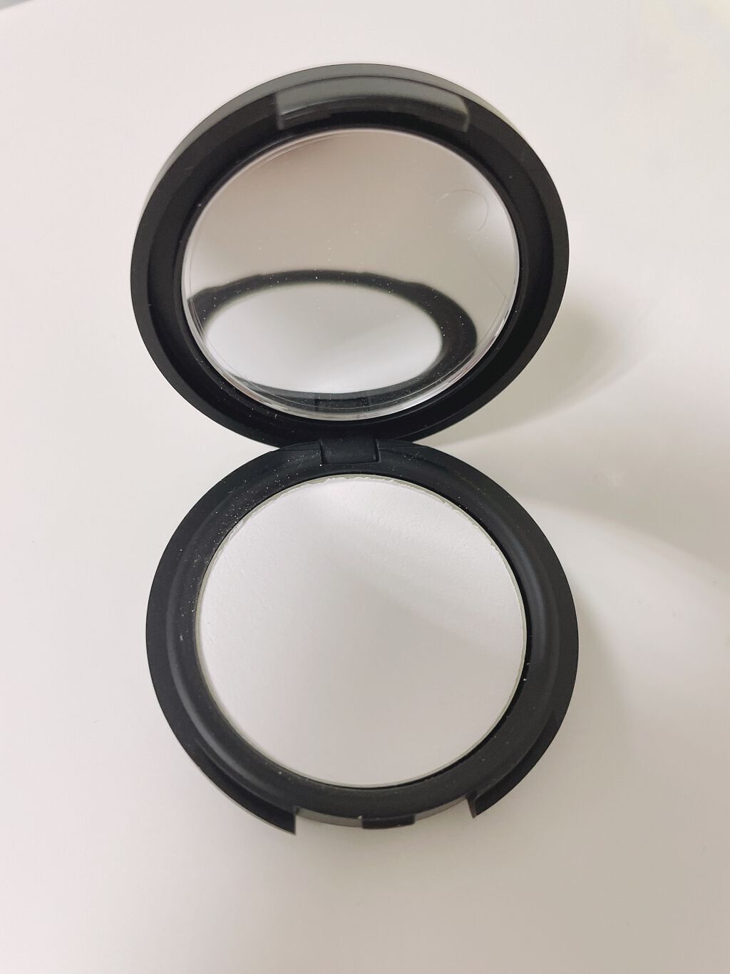 ウルトラHDプレストパウダー/MAKE UP FOR EVER/プレストパウダーを使ったクチコミ(2枚目)