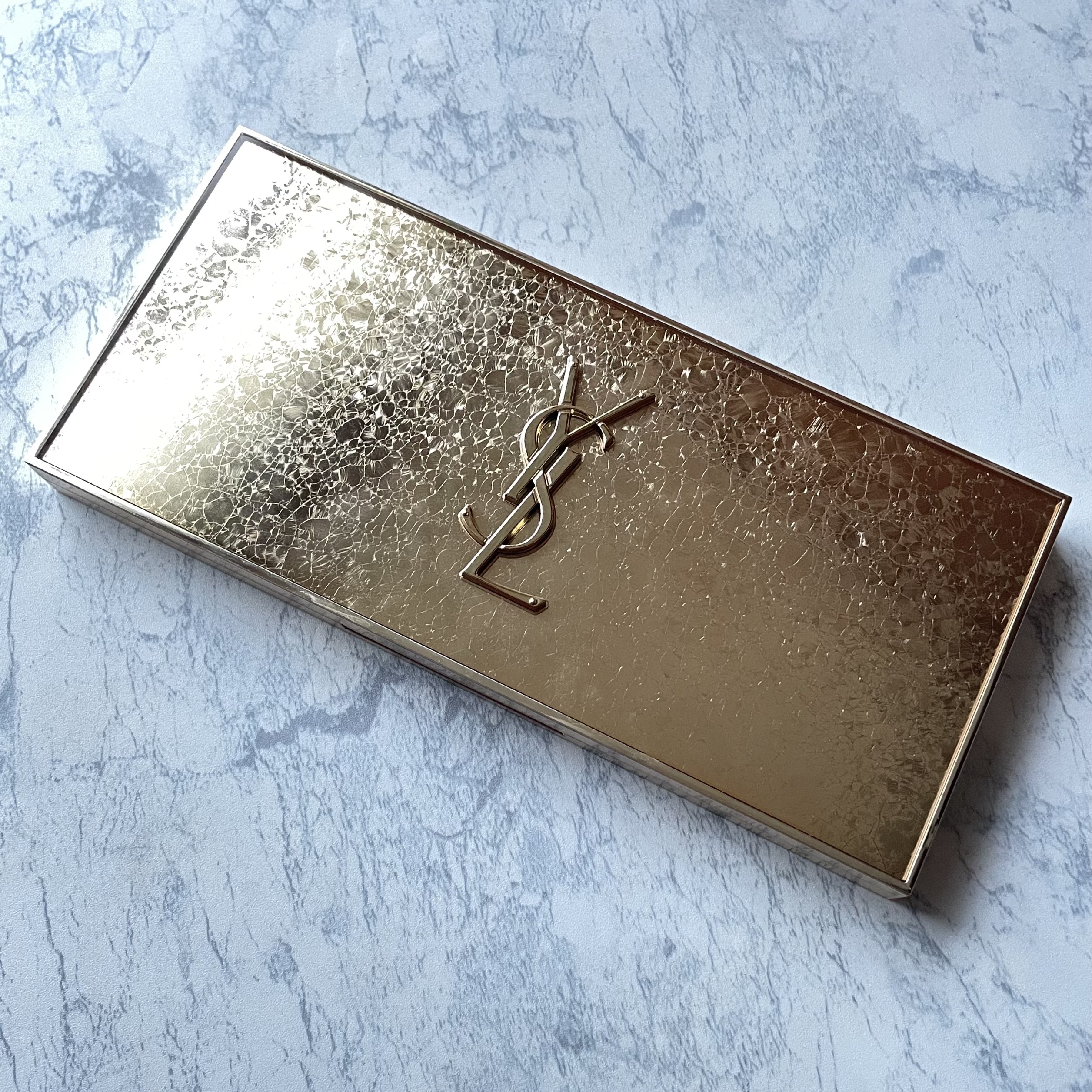 クチュール カラー クラッチ コレクター/YVES SAINT LAURENT BEAUTE/アイシャドウパレットを使ったクチコミ（2枚目）