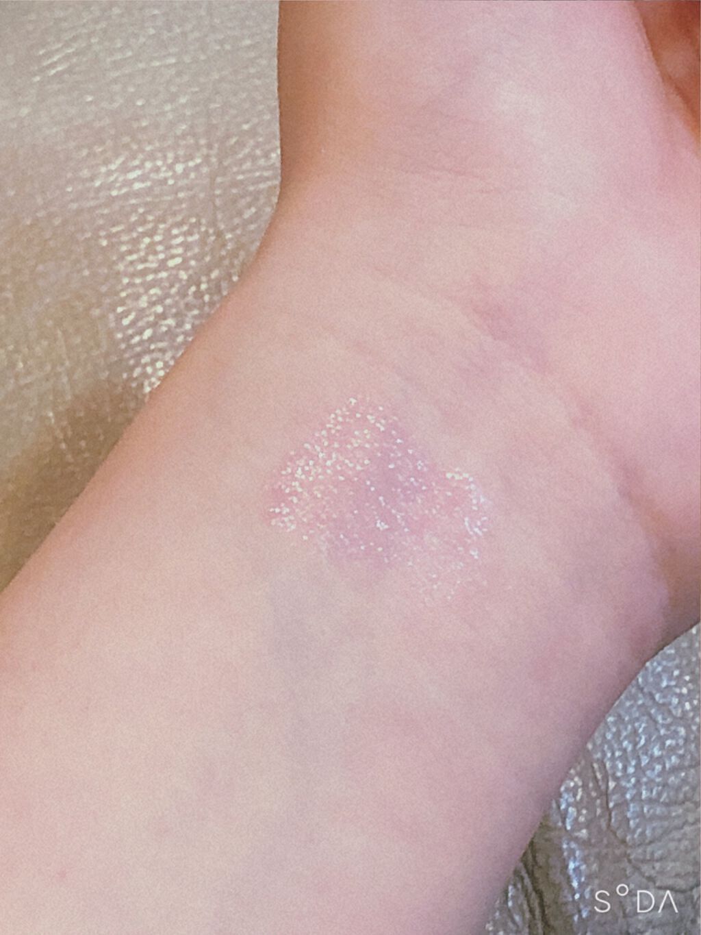 ナイトバカンスリップジェル/KATE/口紅を使ったクチコミ（2枚目）