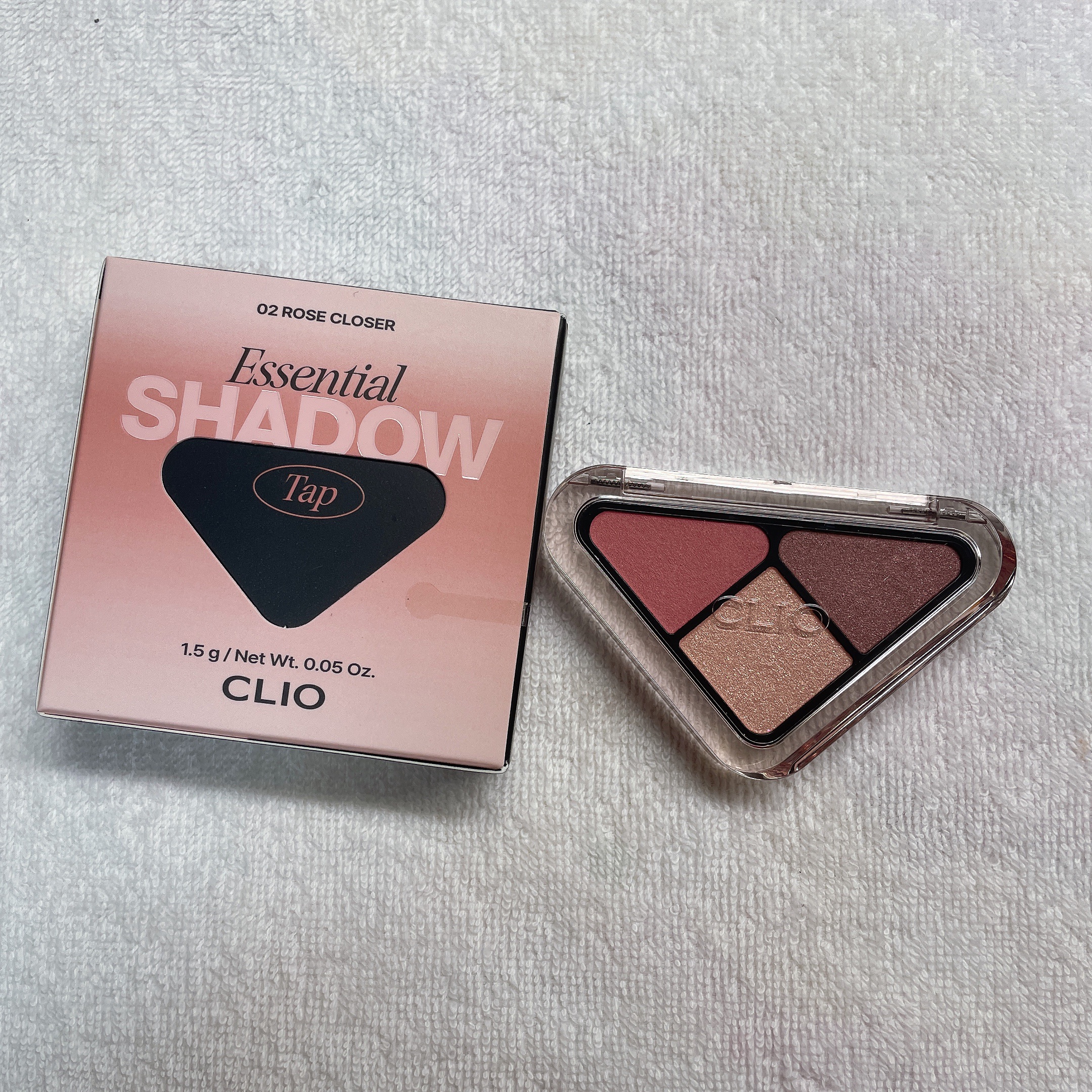 エッセンシャル シャドウ タップ/CLIO/アイシャドウパレットを使ったクチコミ（1枚目）