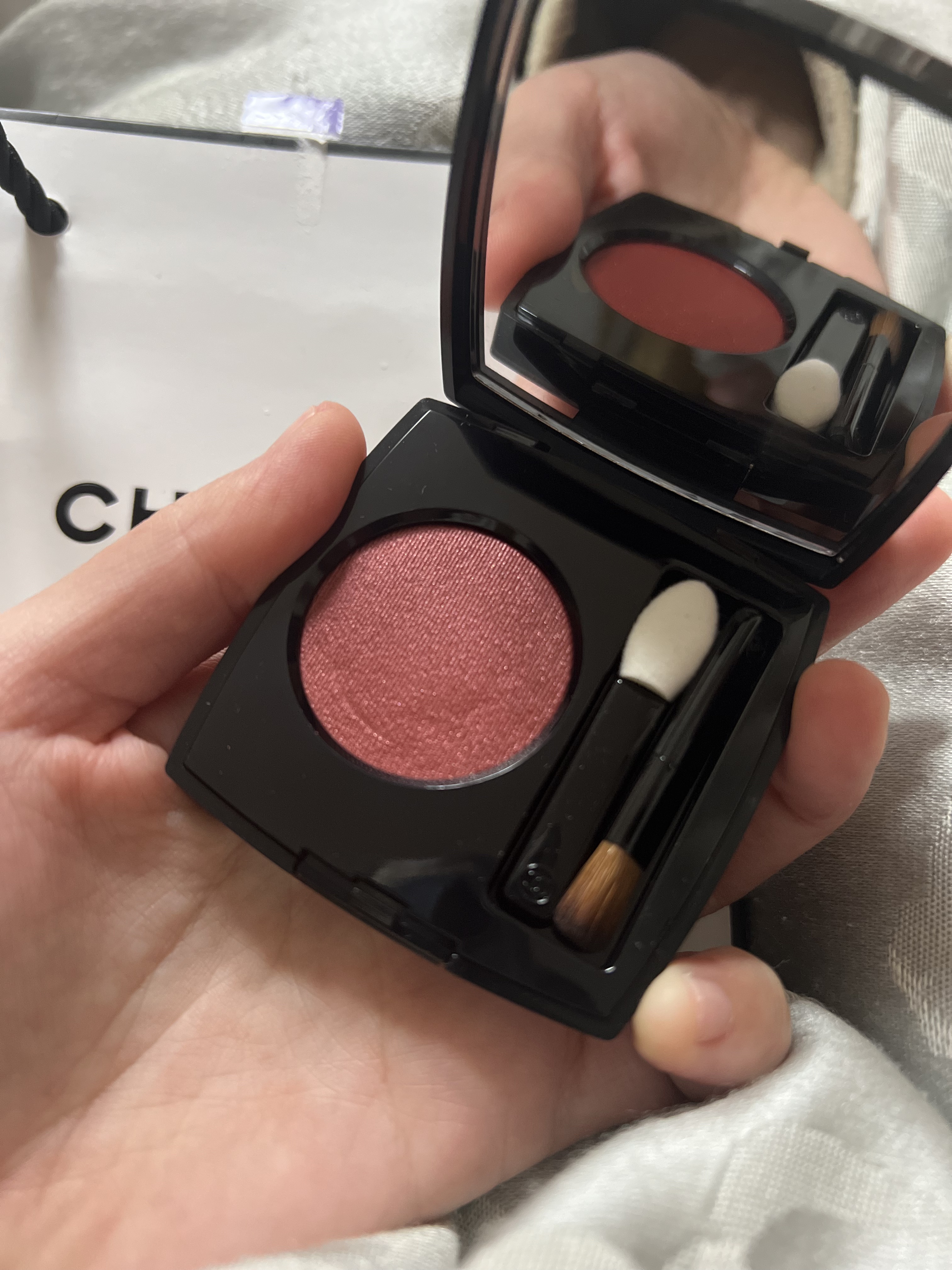 オンブル プルミエール プードゥル ＃36 デゼール ルージュ/CHANEL/単色アイシャドウを使ったクチコミ（2枚目）