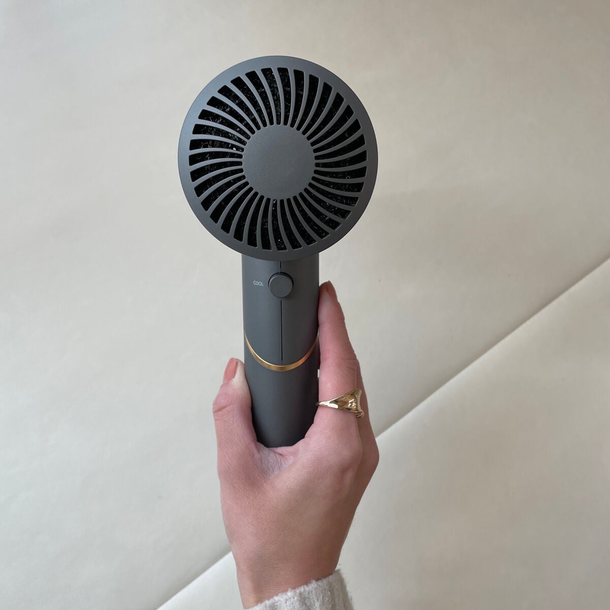 遠赤イオンドライヤーVDC-5100/VENUSiS/ドライヤーを使ったクチコミ(3枚目)