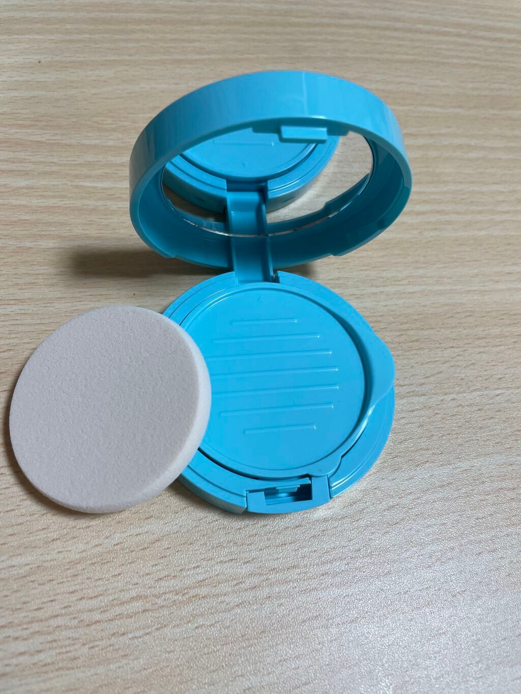 カバーステイWPファンデーションUV/コフレドール/パウダーファンデーションを使ったクチコミ(2枚目)