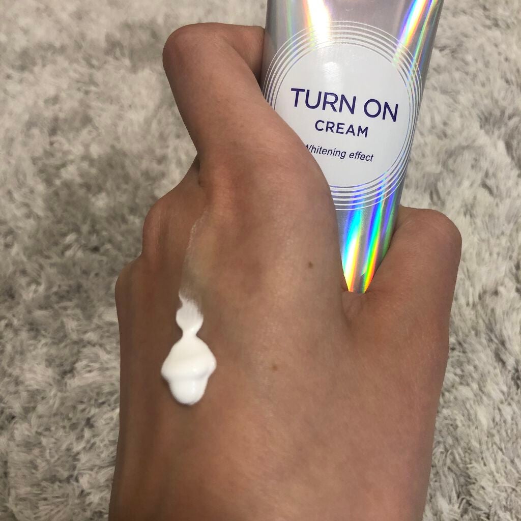 orange_gloss_ymnp on LIPS 「肌が2トーンほど白くなる魔法のトーンアップクリーム!ファンデー..」(2枚目)