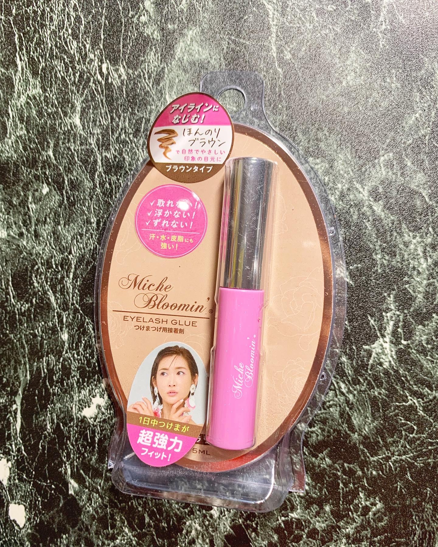 アイラッシュグルー/ミッシュブルーミン/つけまつげを使ったクチコミ（2枚目）