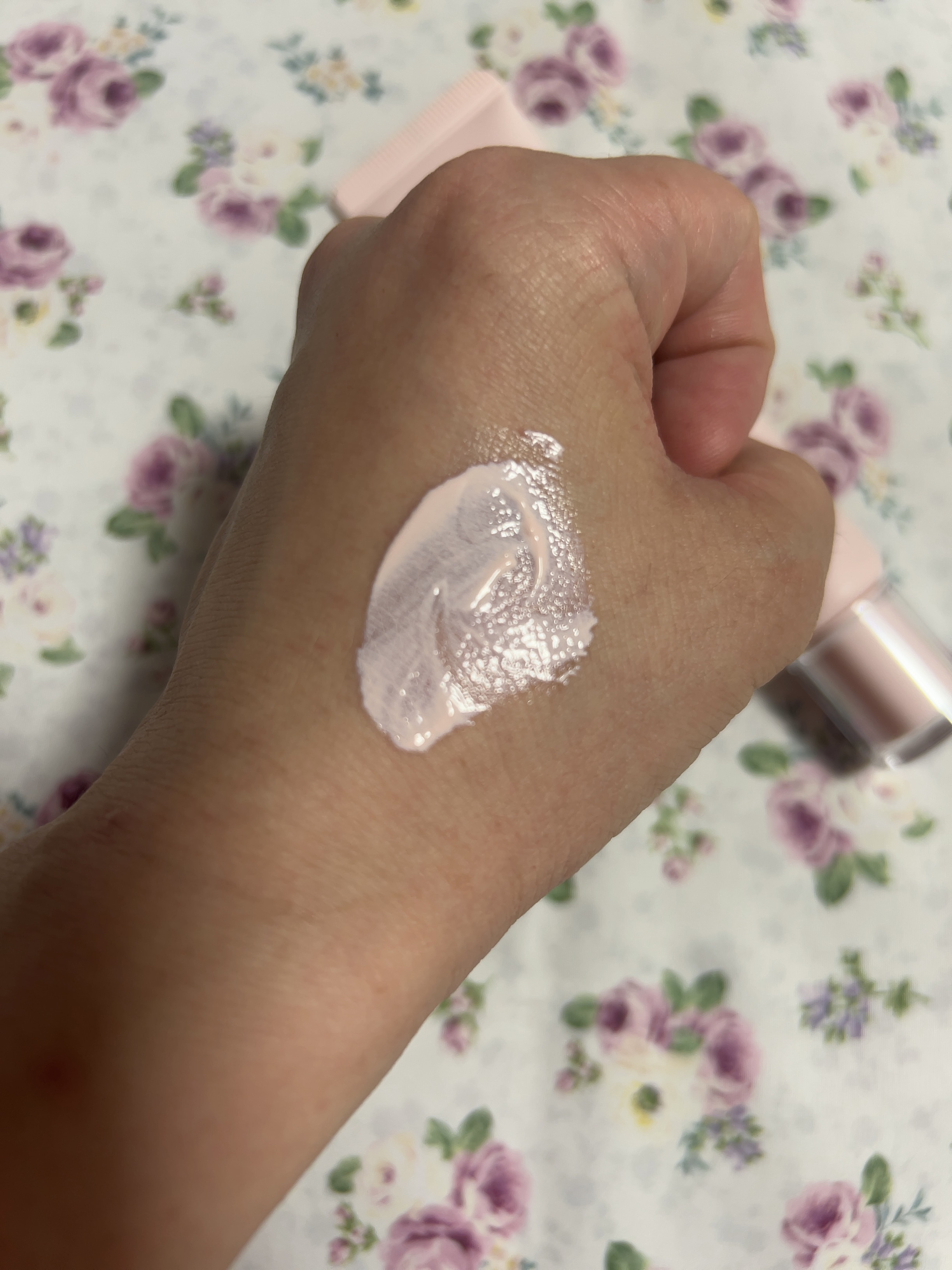 コレクティングサンベース 01 ロージーピンク/dasique/化粧下地を使ったクチコミ（3枚目）