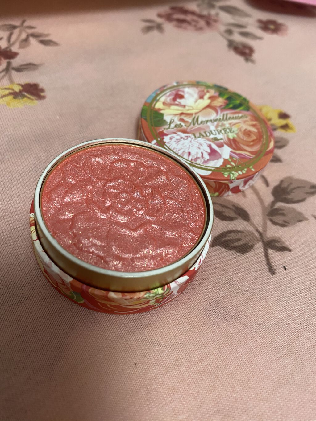 シマリング パウダー ブラッシュ/レ・メルヴェイユーズ ラデュレ/パウダーチークを使ったクチコミ（2枚目）