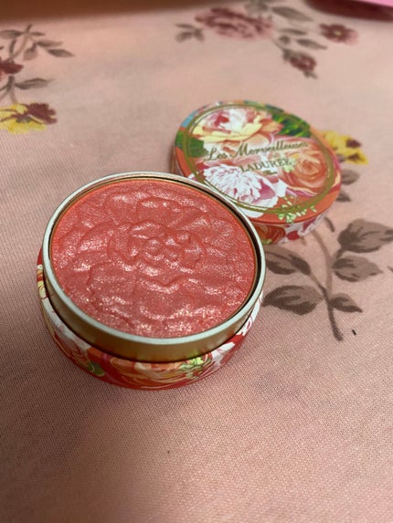 シマリング パウダー ブラッシュ/レ・メルヴェイユーズ ラデュレ/パウダーチークを使ったクチコミ(2枚目)