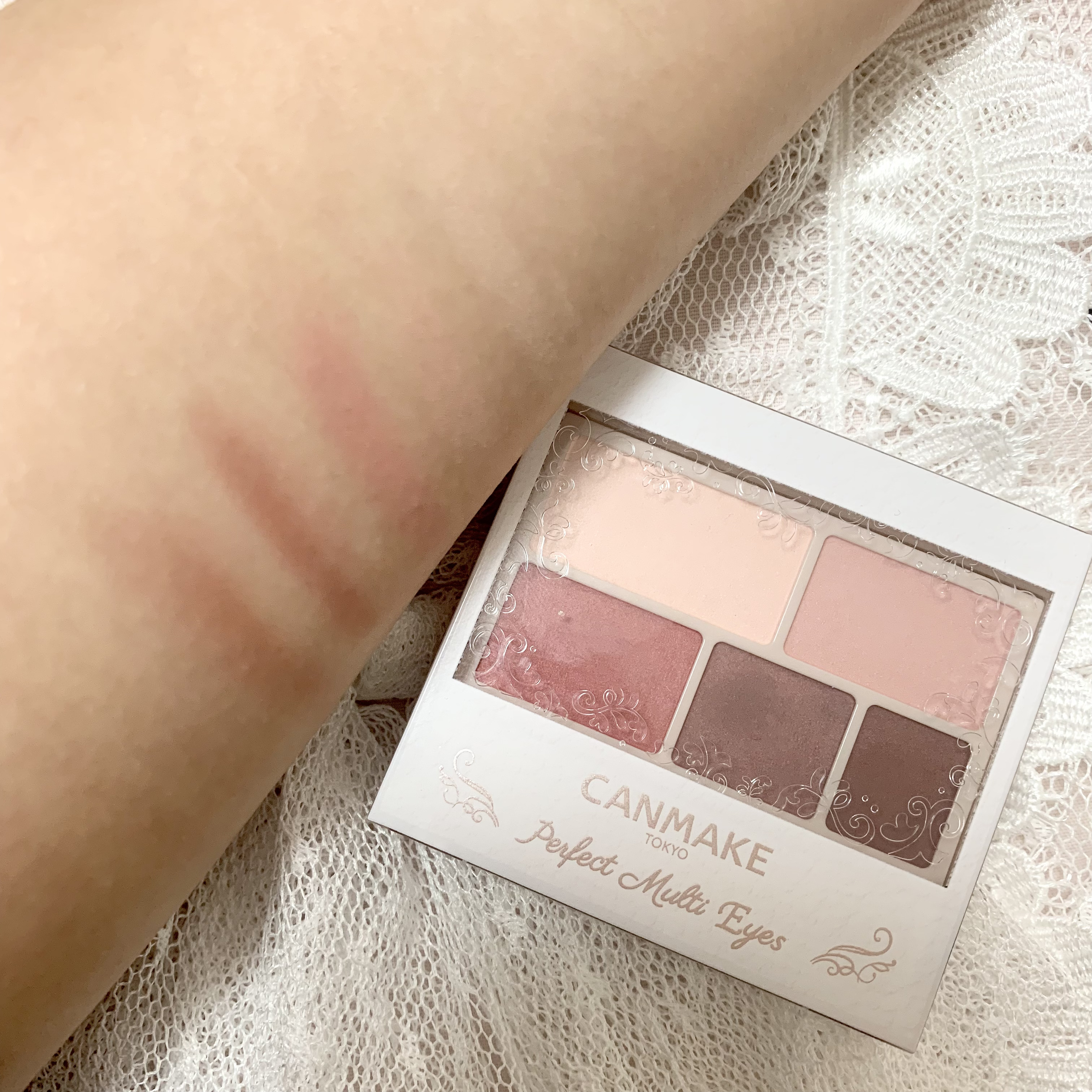 パーフェクトマルチアイズ/キャンメイク/アイシャドウパレットを使ったクチコミ（2枚目）