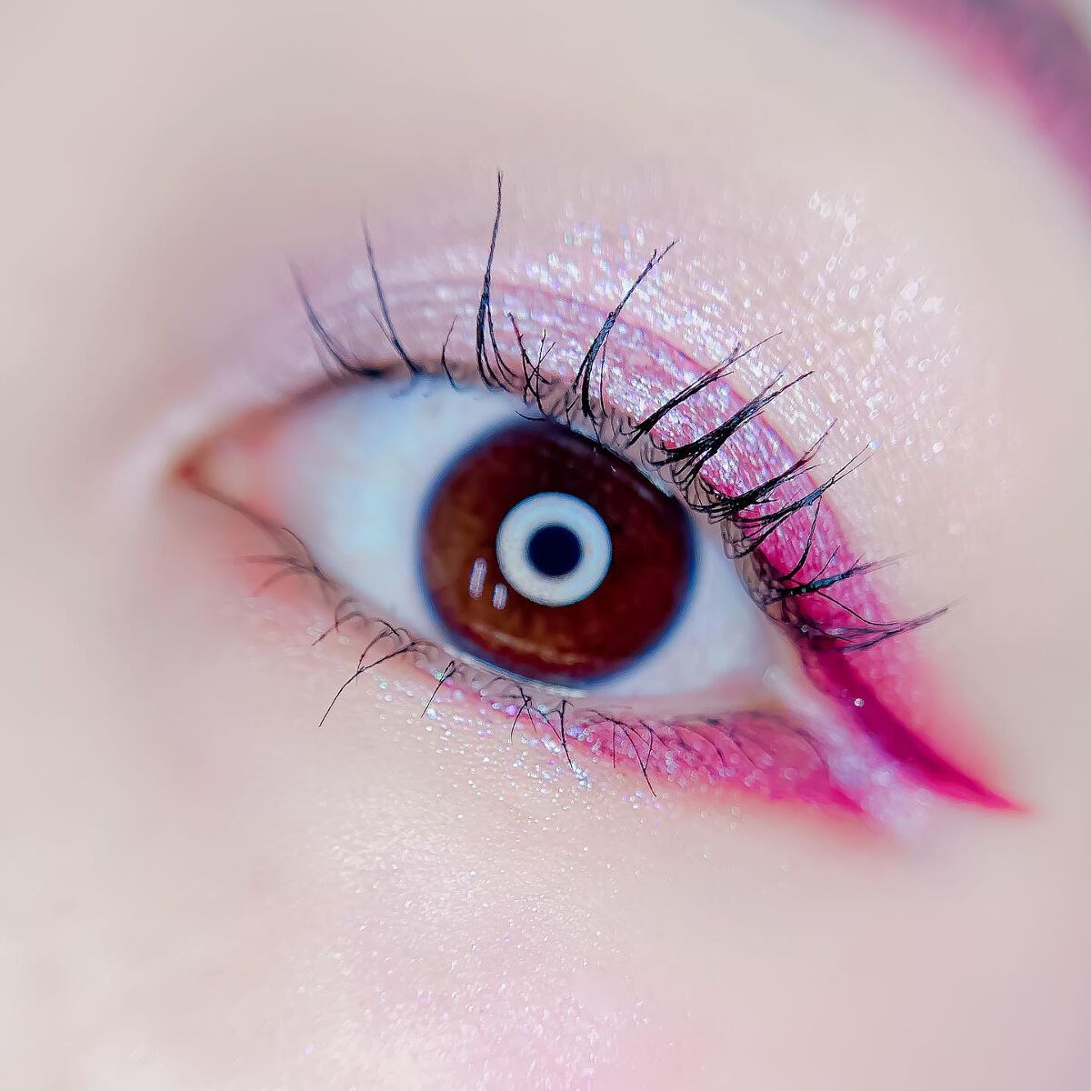 スキルレスライナー/LUMIURGLAS/リキッドアイライナーを使ったクチコミ（3枚目）