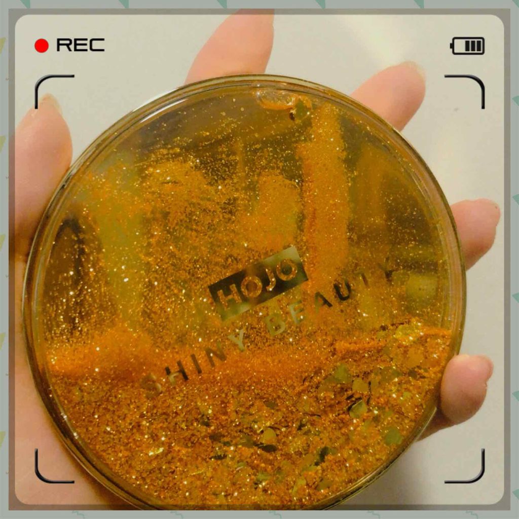 snowdrop28 on LIPS 「初投稿です!Qoo10でHOJOのグリッタアイシャドウを購入し..」(1枚目)