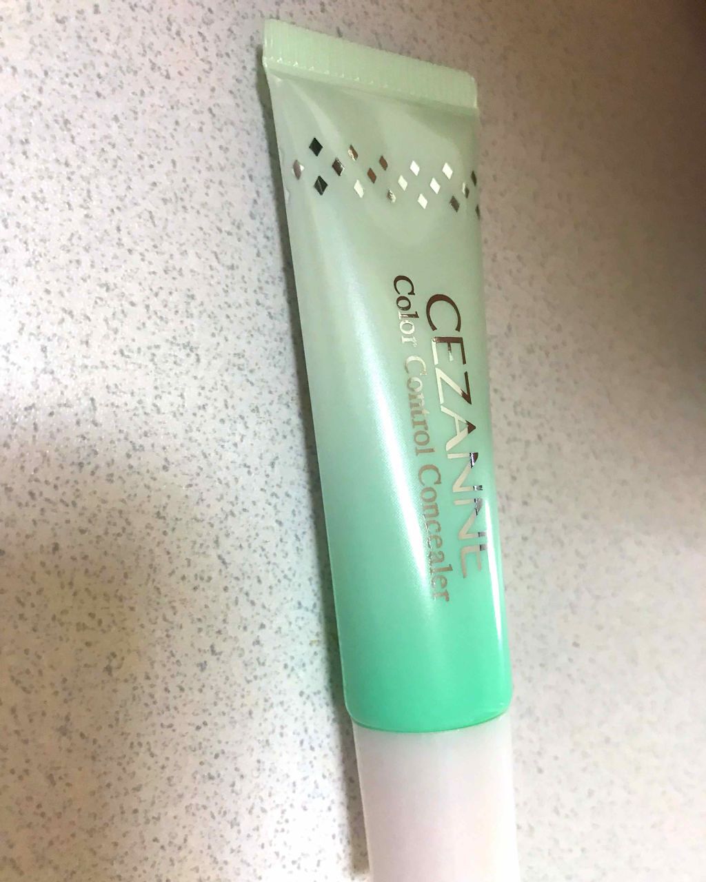赤み補正コンシーラー/CEZANNE/クリームコンシーラーを使ったクチコミ(1枚目)
