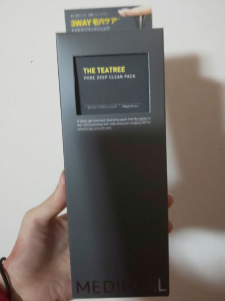 MEDIHEAL THE ティーツリー ポア ディープ クリーン パックのクチコミ「MEDIHEAL
THE ティーツリー ポア ディープ クリーン パック

洗い流すパック
泡.....」（1枚目）