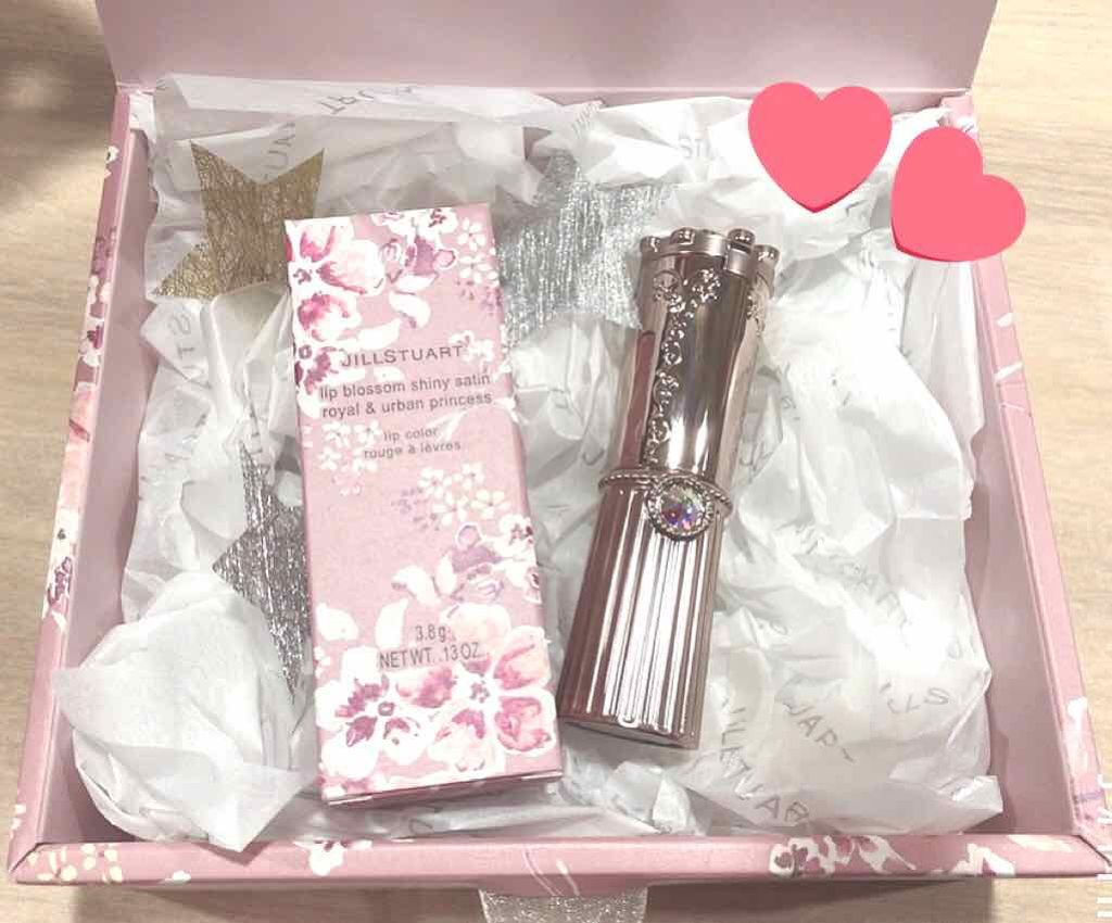 リップブロッサム シャイニーサテン ロイヤル&アーバン プリンセス/JILL STUART/口紅を使ったクチコミ(2枚目)