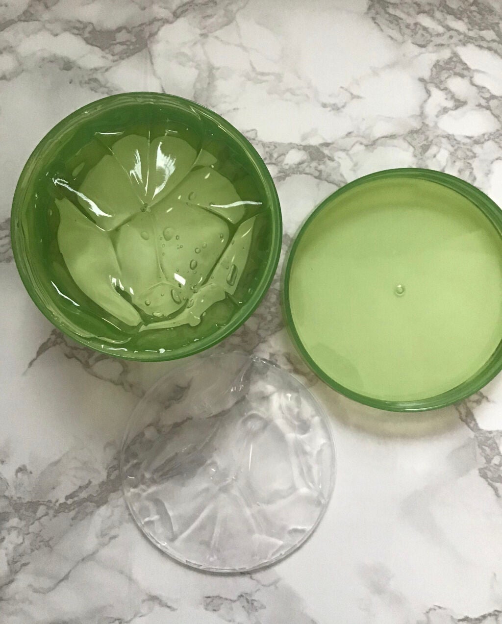 マイルド&モイスチャーアロエジェル/ネイチャーリパブリック/ボディローションを使ったクチコミ(5枚目)