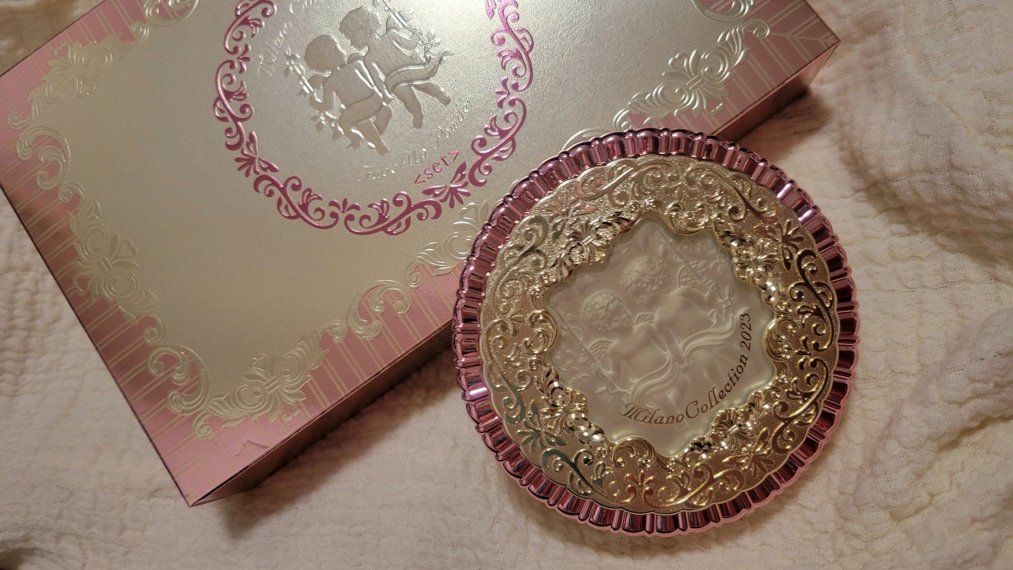 フェースアップパウダー２０２３/ミラノコレクション/プレストパウダーを使ったクチコミ（2枚目）