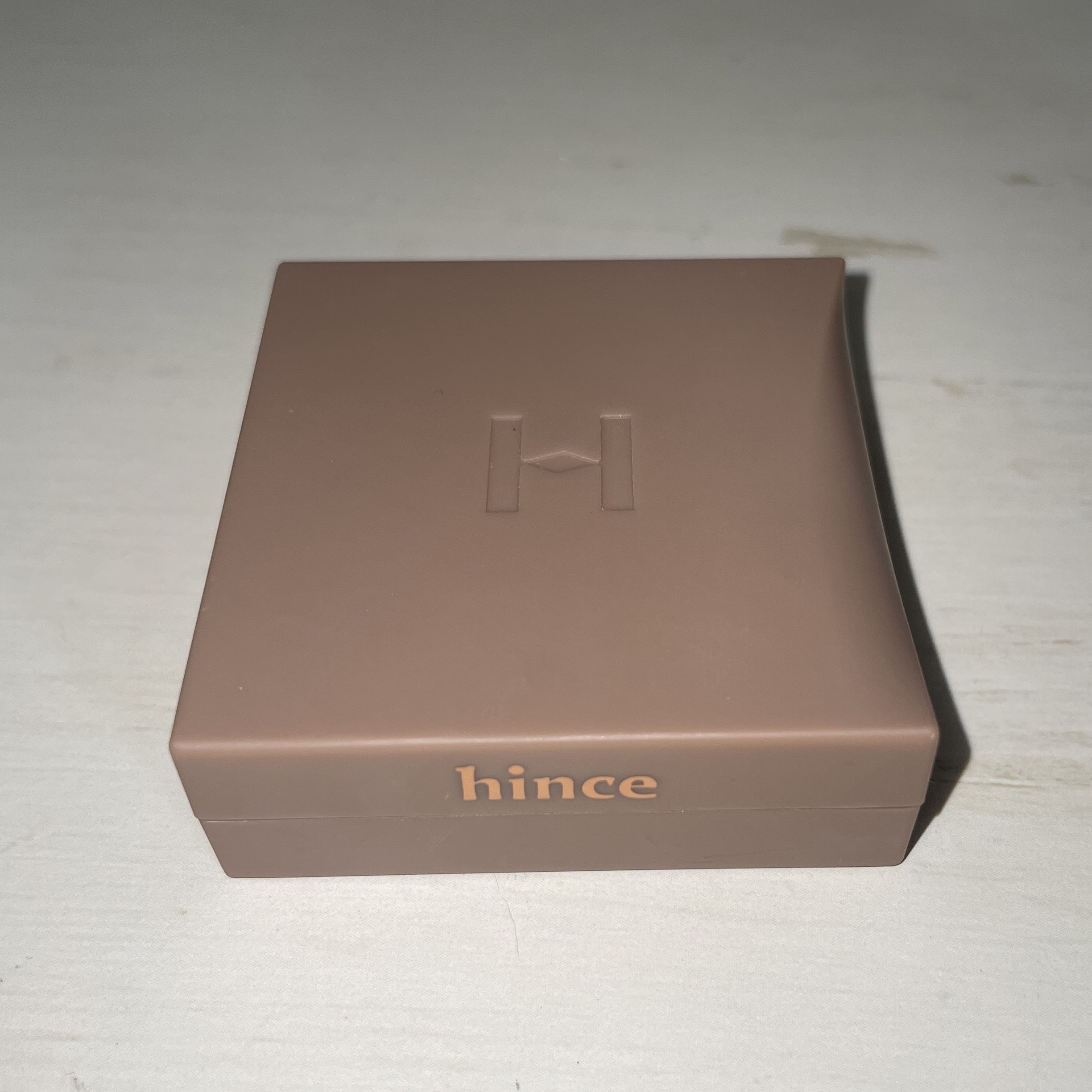 ニューデップスアイシャドウ/hince/単色アイシャドウを使ったクチコミ（1枚目）