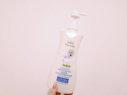 Leivy レイヴィー ヘアコンディショナー ゴートミルクのクチコミ「〖レイヴィー ヘアコンディショナー ゴートミルク〗
使い切りです。
甘めのミルクの香り。
使.....」(1枚目)