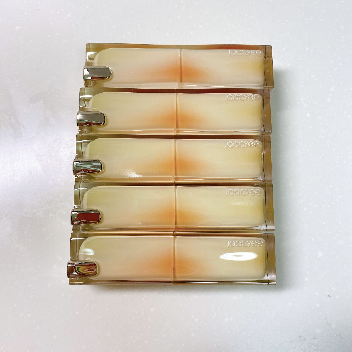 夏禅シリーズ 水光シアーリップスティック #504杏の木漏れ日/Joocyee/口紅を使ったクチコミ（3枚目）