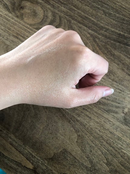 ワイルドローズビューティバーム/ニールズヤード レメディーズ/フェイスバームを使ったクチコミ(5枚目)