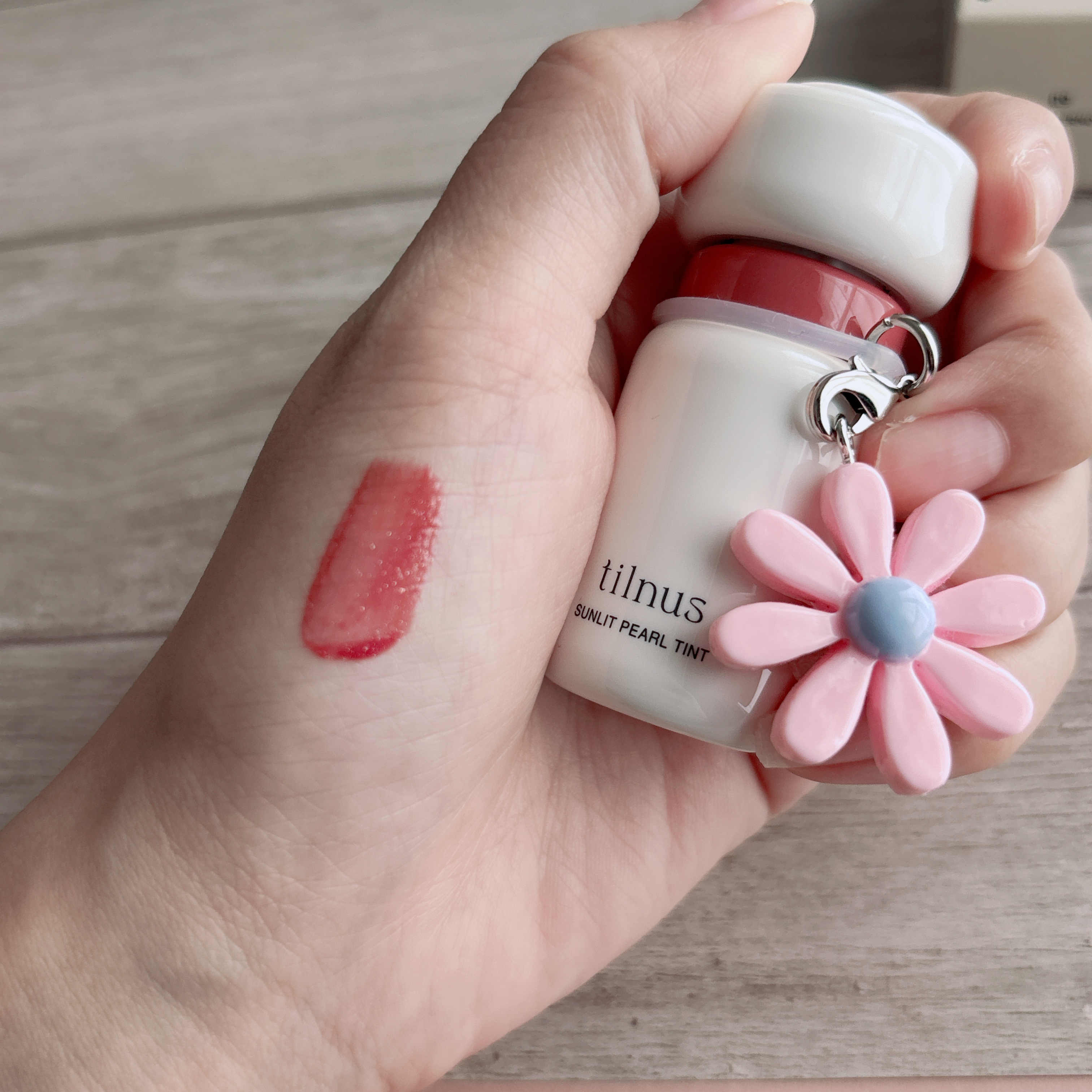 ティルナス サンリットパール ティント 09　ROSY AFTERNOON　ロージーアフタヌーン/tilnus/リップティントを使ったクチコミ（3枚目）