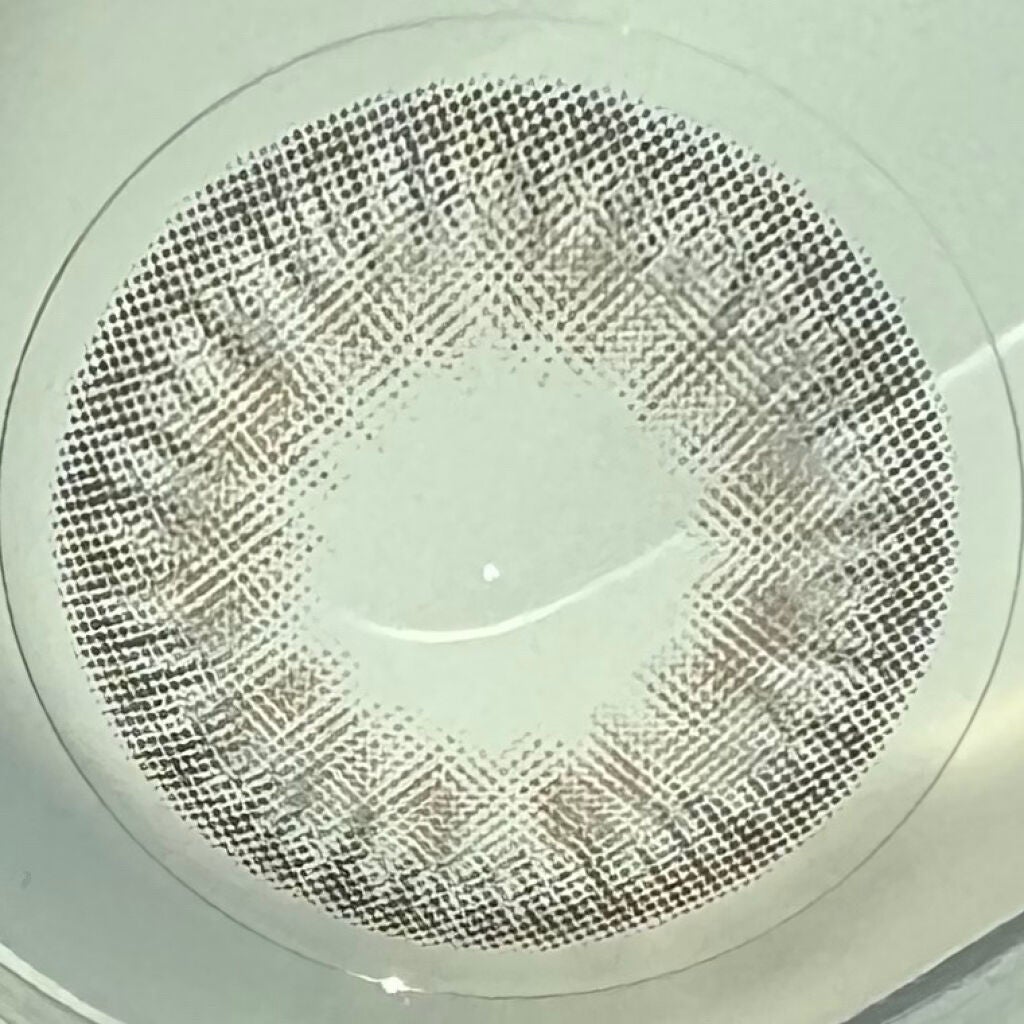 ハバナシリーズ/LENSSIS/カラーコンタクトレンズを使ったクチコミ(4枚目)