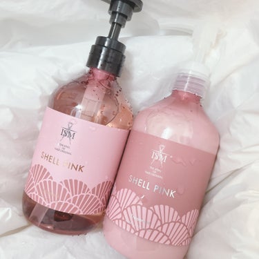 ISM SHELL PINK シャンプー／トリートメントのクチコミ「まるで香水シャンプー🥰💕

ISM
SHELL PINK 
シャンプー
トリートメント
お試し.....」（2枚目）